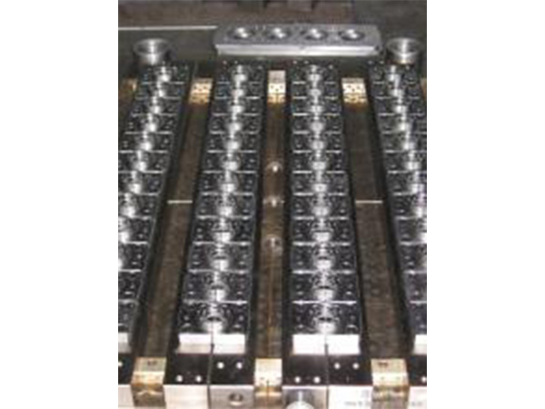 Bottle billet die 9